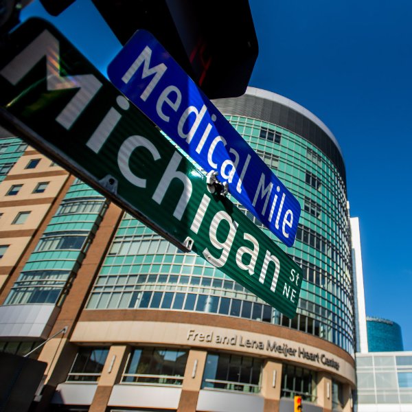 Photo of the Meijer Heart Center on Michigan Street in Grand Rapids.