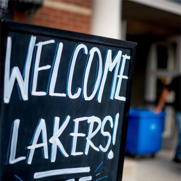 A sign welcomes students moving in to the Pew Grand Rapids Campus August 23.