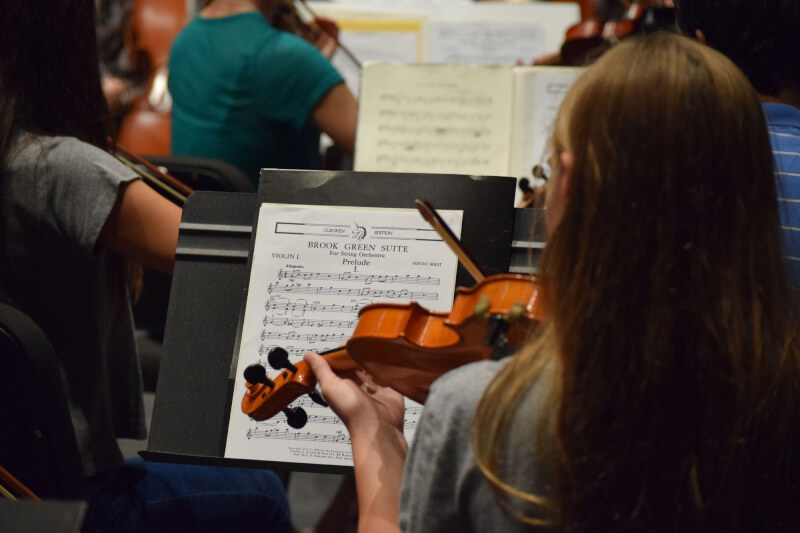 Photo of student playing violin