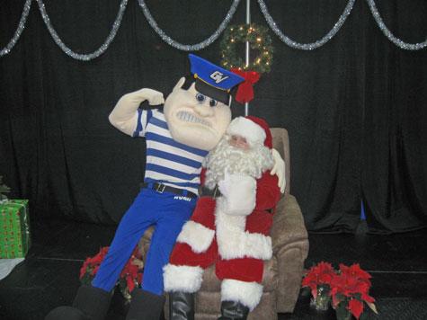 Fans can get free photos taken with Santa and Louie the Laker Saturday at Winter Wonderland.