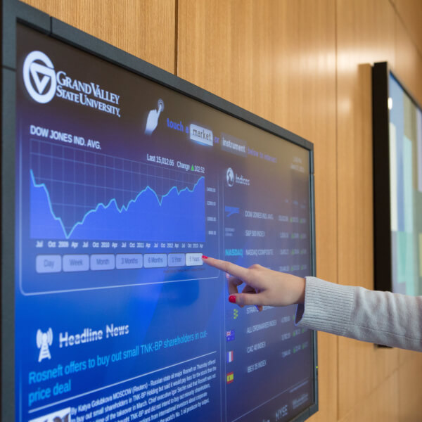 Stocks screen in Seidman College of Business