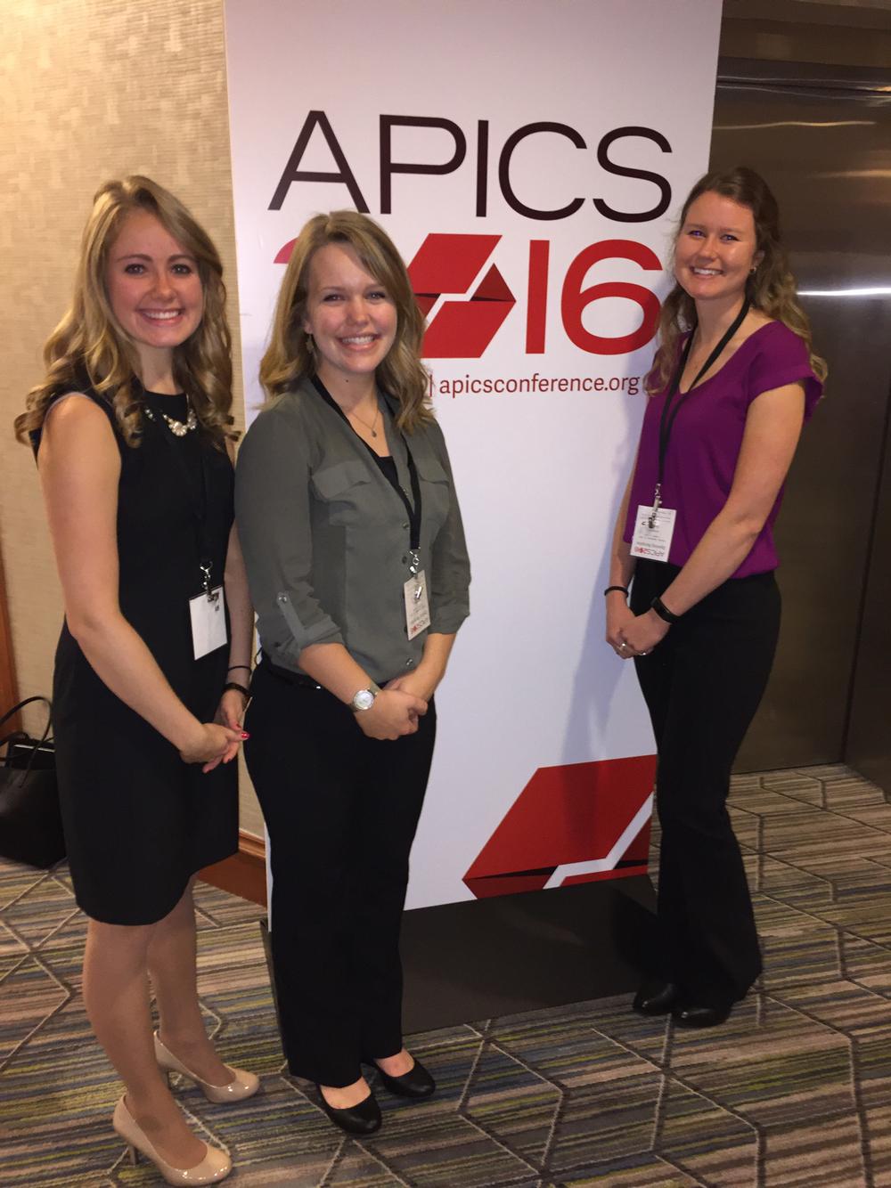 Rachel Travis, left, is pictured at the APICS conference in Washington, D.C. Travis gave a poster presentation about increasing supplier diversity, which stemmed from her work in Intercultural Training Certificate program.