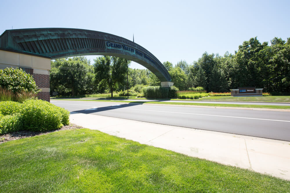 Photo of the GVSU arch.