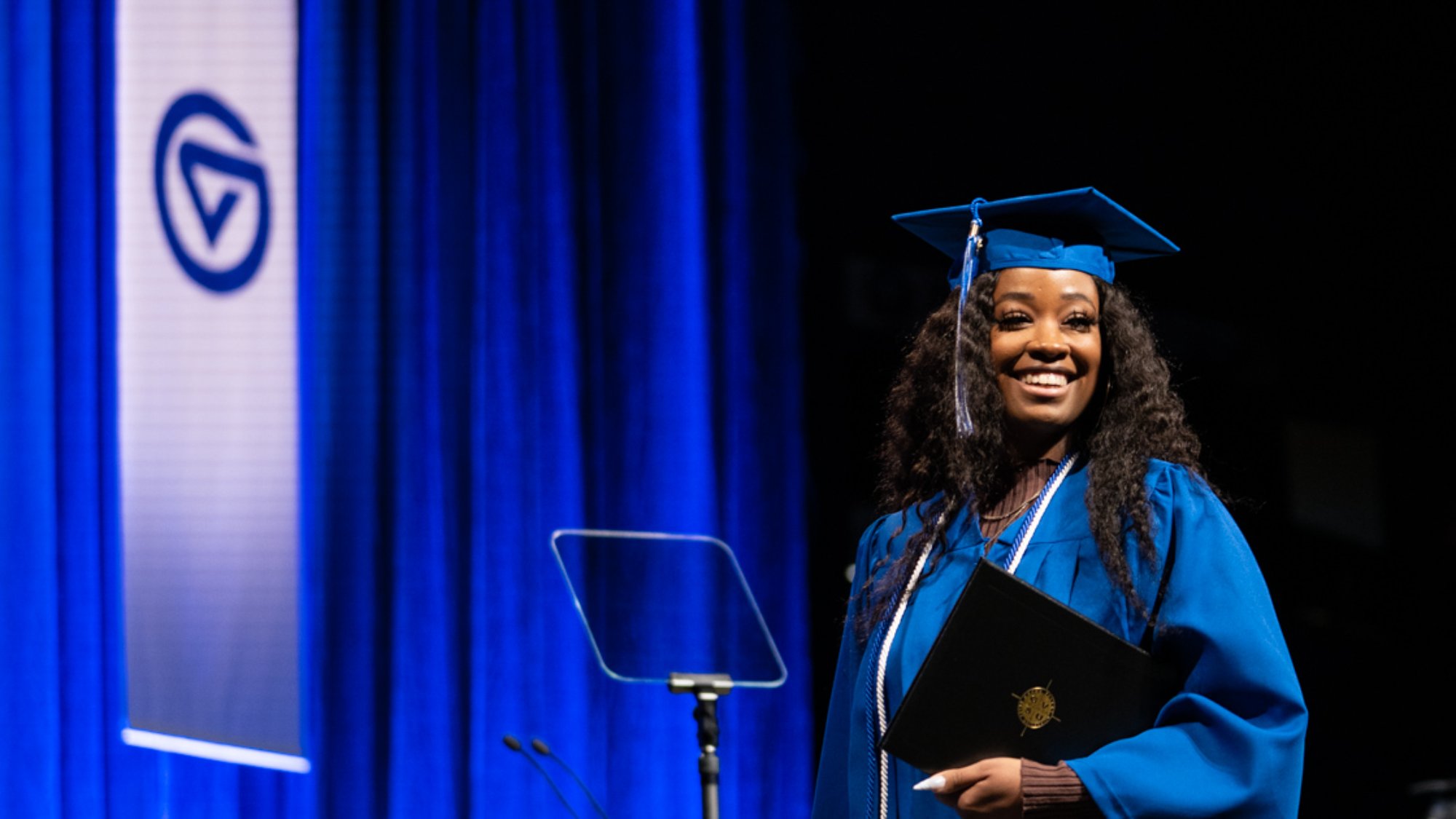 GVSU Fall class of 2022 honored in Commencement ceremony at Van Andel
